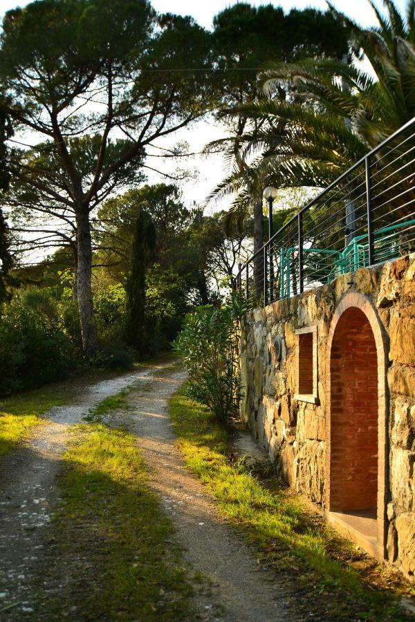 Agriturismo Poggio Al Pino Montelupo Fiorentino Exteriér fotografie